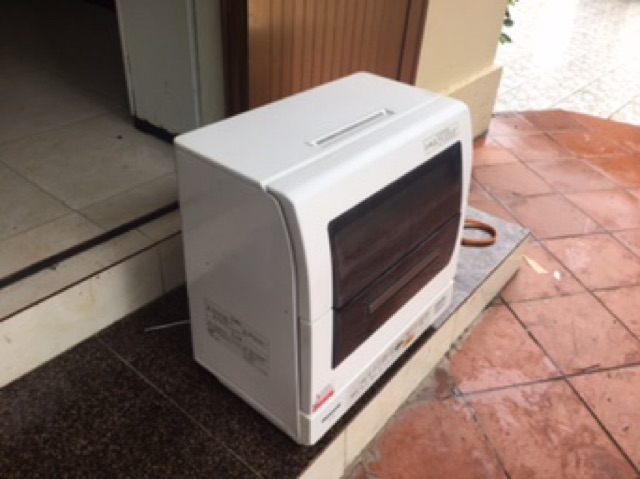 Máy rửa bát Panasonic TR5 date 2011/2012 Econavy