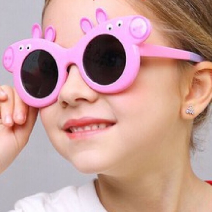 Kính chống nắng heo Peppa cho bé