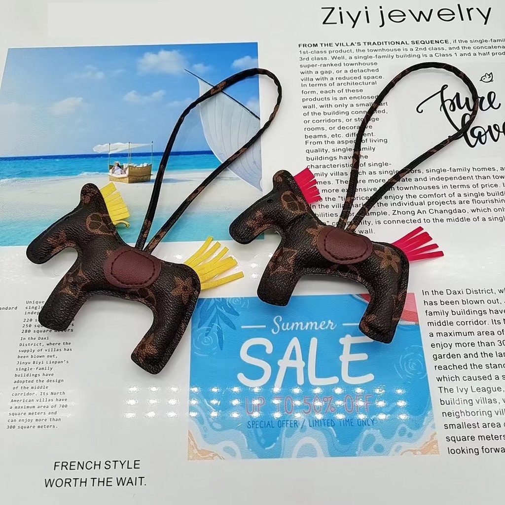 Charm Ngựa Da LV Treo Túi Xách  - Móc Ngựa Da Treo Túi LV Mẫu Mới Nhất