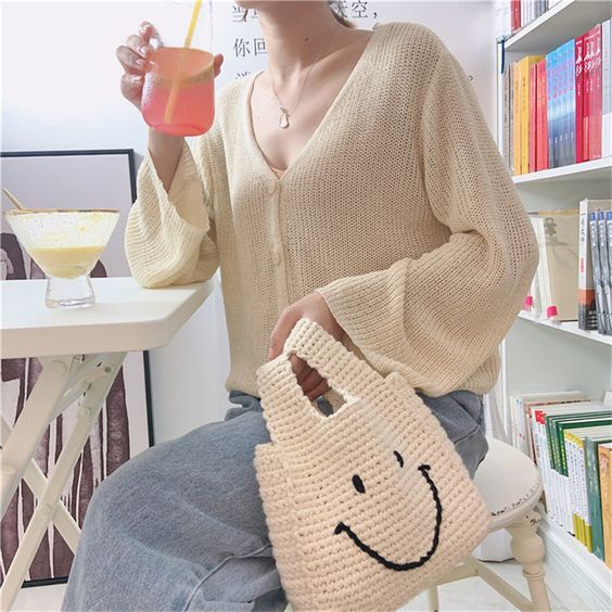 TÚI XÁCH HOẠ TIẾT MẶT CƯỜI CHẤT LIỆU LEN YAOH, CROCHET SHOULDER BAG