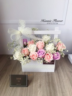[Hannie Flower] Giỏ hoa sáp phối bi
