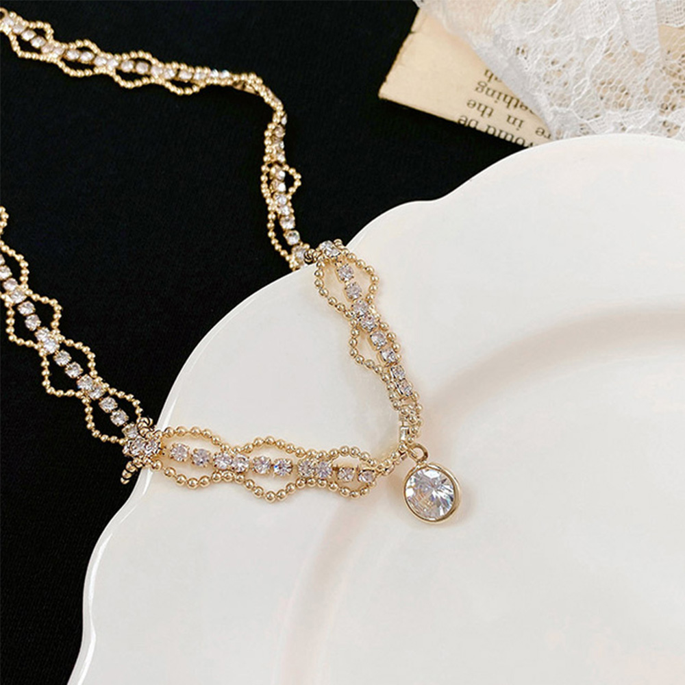 Vòng cổ choker mặt tròn thời trang dành cho nữ