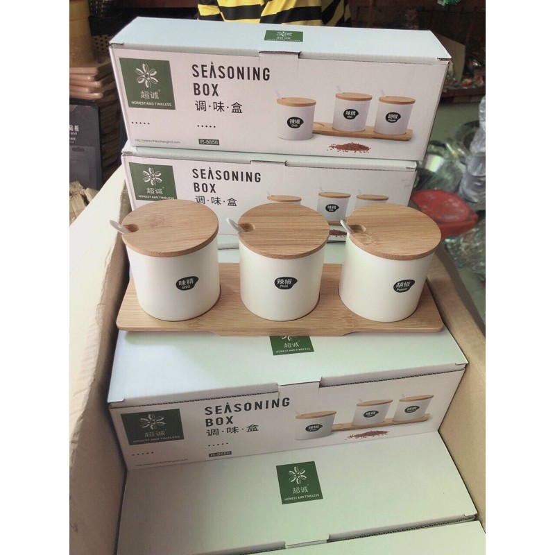 Bộ 3 hũ gia vị giả sứ trắng kèm khay đựng