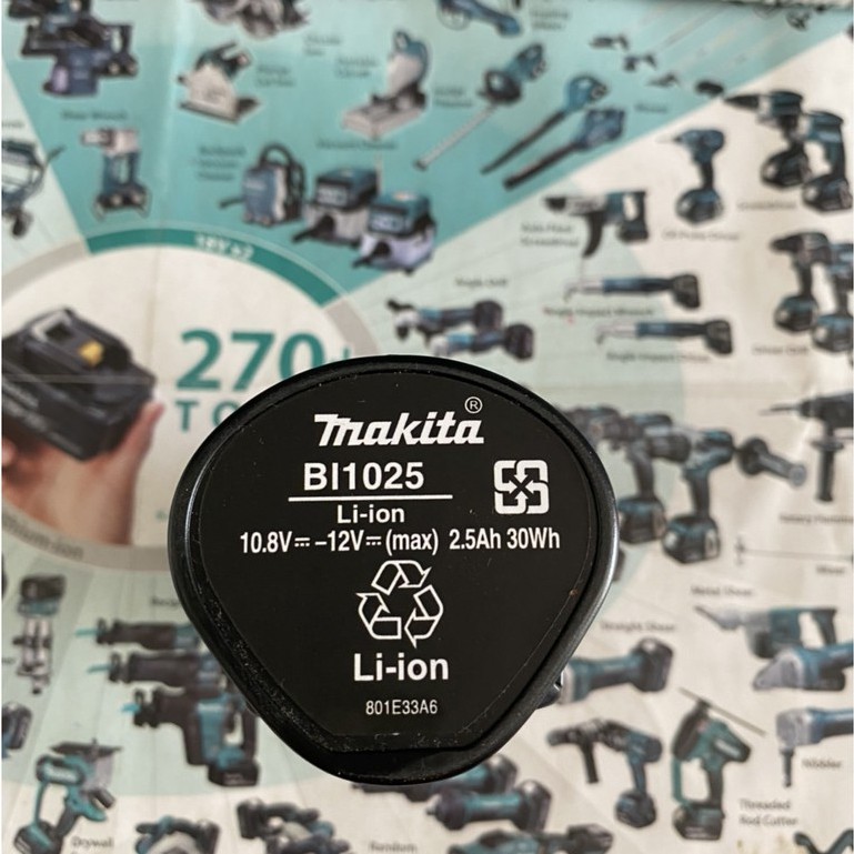 Pin Makita BL1030 10.8V- 12V Li-ion nhận sạc zin. BN.