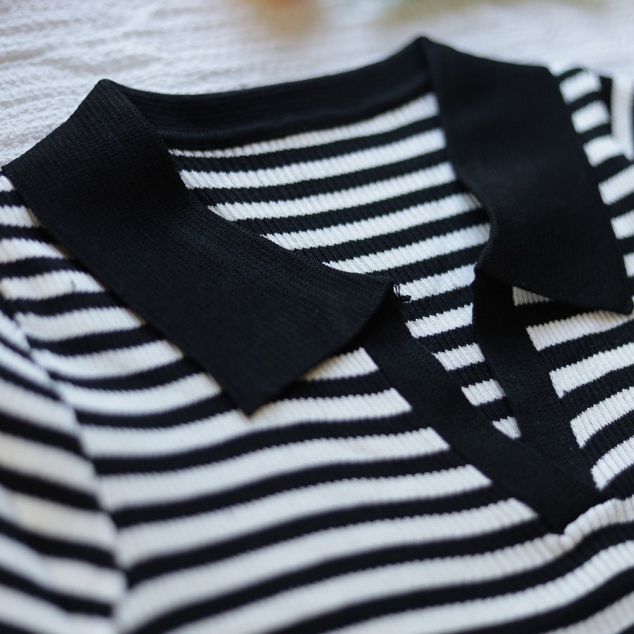 Áo len nữ croptop có cổ cộc tay thu đông kẻ ngang 3 màu đẹp | BigBuy360 - bigbuy360.vn