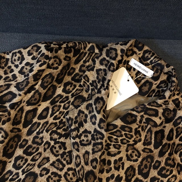 [VC-01] Áo khoác vest da beo (ẢNH + VIDEO SHOP TỰ QUAY) | BigBuy360 - bigbuy360.vn