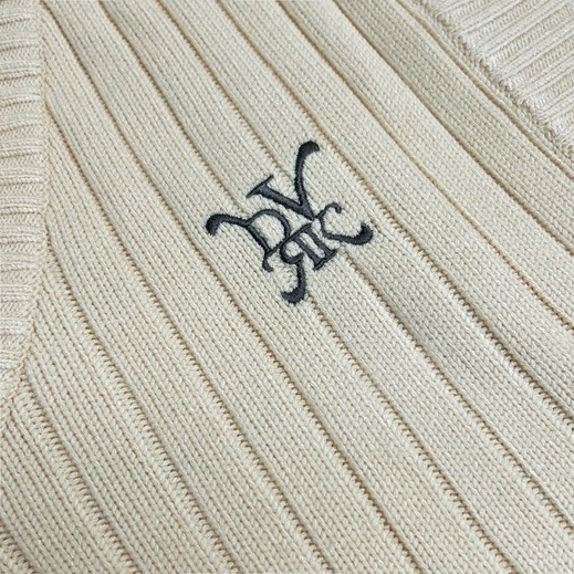 DVRK - Áo ghile PRIVÉ thêu logo-DVRK-22SS