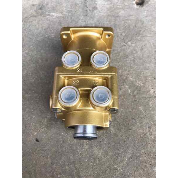 Tổng phanh 6 lỗ Hãng DF HCL