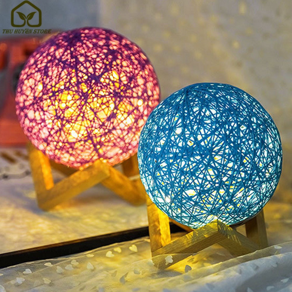 💫𝑺𝒊𝒆̂𝒖 𝑺𝒂𝒍𝒆💫 Đèn Ngủ Để Bàn Trang Trí Hình Quả Cầu Mây Sạc USB Thiết Kế Sáng Tạo