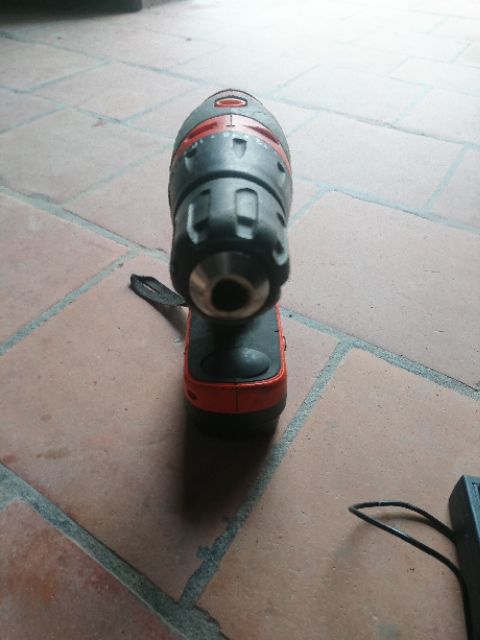 Khoan pin Black&decker 12v