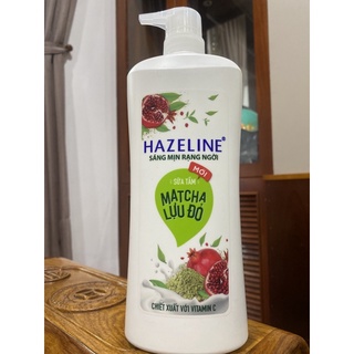 Sữa tắm Hazeline matcha lựu đỏ sáng mịn rạng ngời 900g