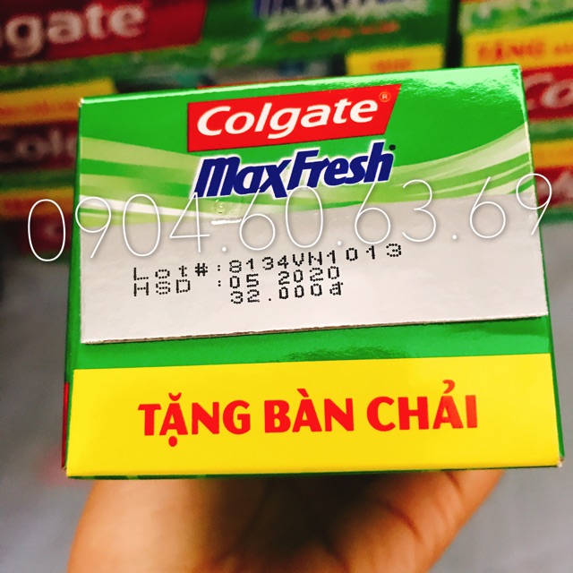 Kem đánh răng Colgate MaxFresh 200g ( hết tặng bàn chải )