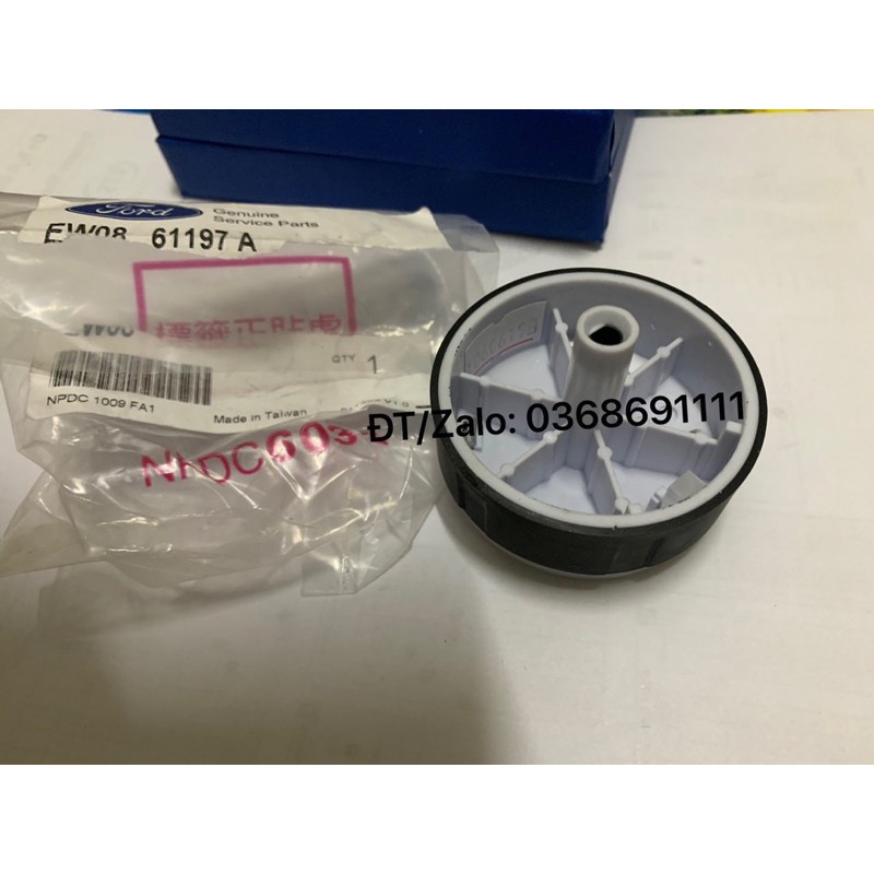 Núm chỉnh điều hoà Ford Escape  EW0861197A EV4861197A