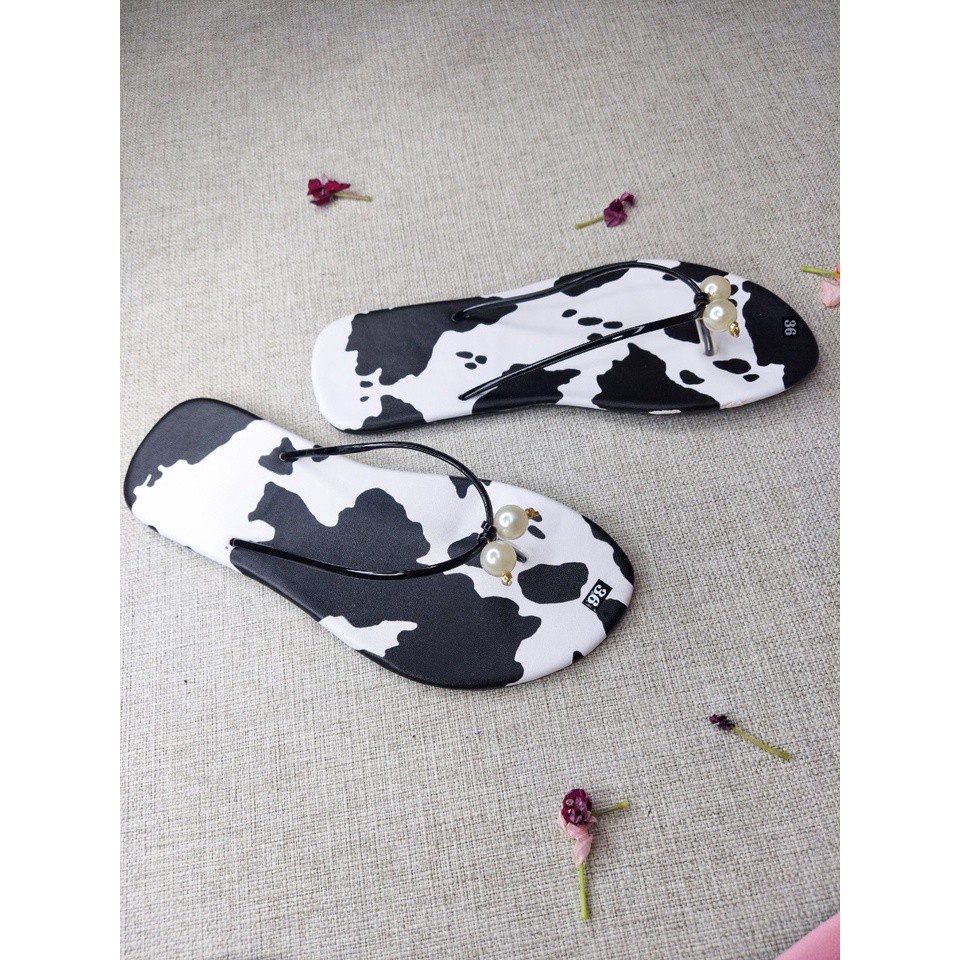 Dép Kẹp Tông Nữ Chống Trơn Trượt Đi Biển Đi Chơi Mang Trong Nhà Đính Hạt Châu Cực | BigBuy360 - bigbuy360.vn