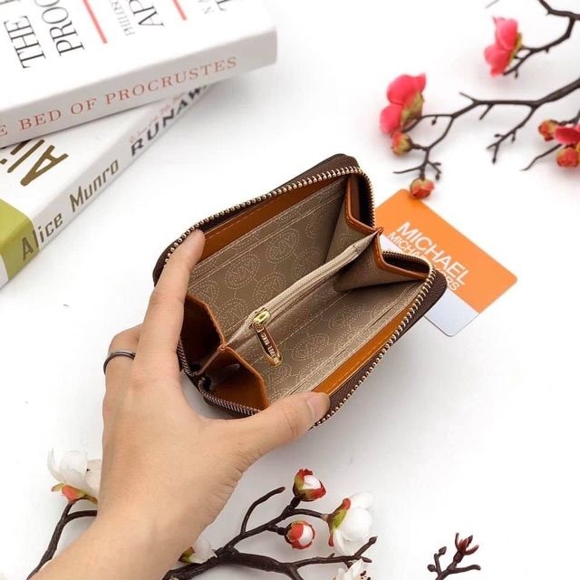 Ví Cầm Tay Mini Mkk Phối Nâu