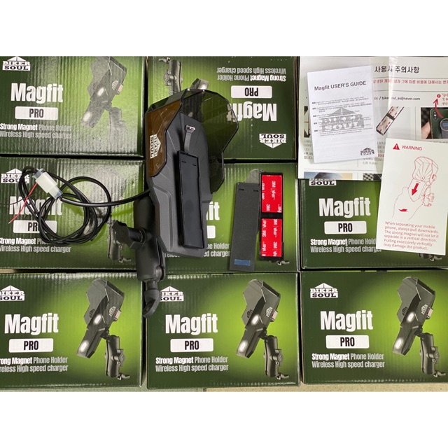 Giá đỡ điện thoại MAGFIT luôn sạc gắn mọi loại xe