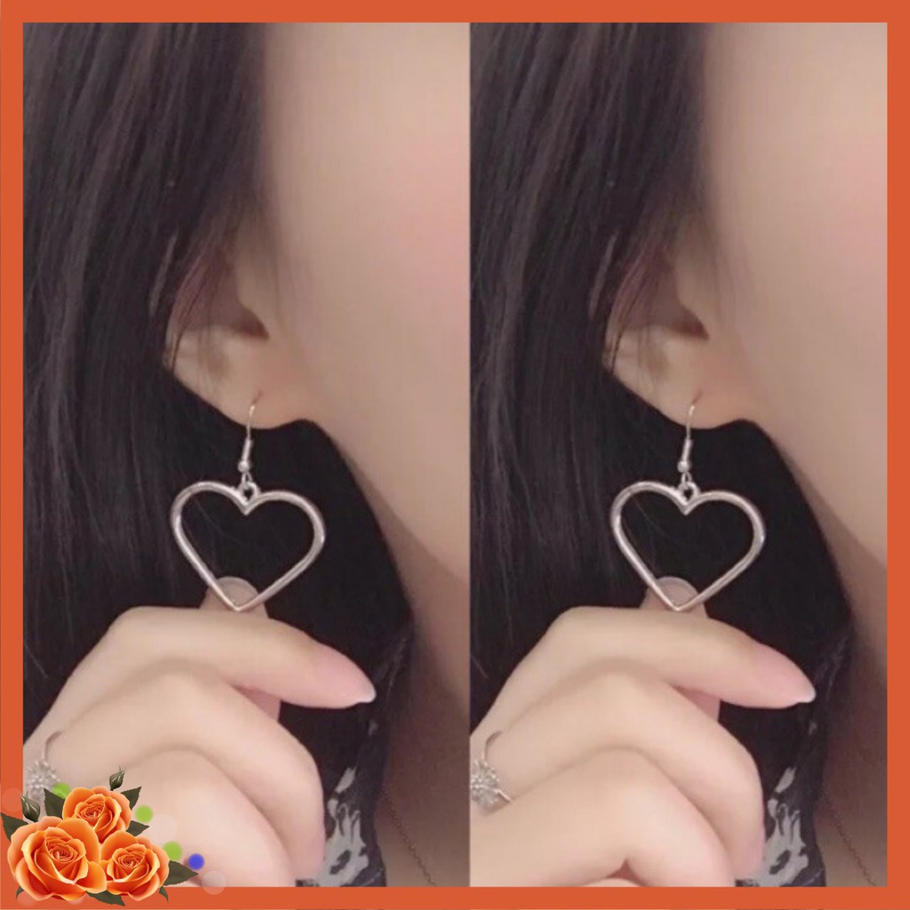 Bông tai trái tim hình khung duyên dáng xinh sắn