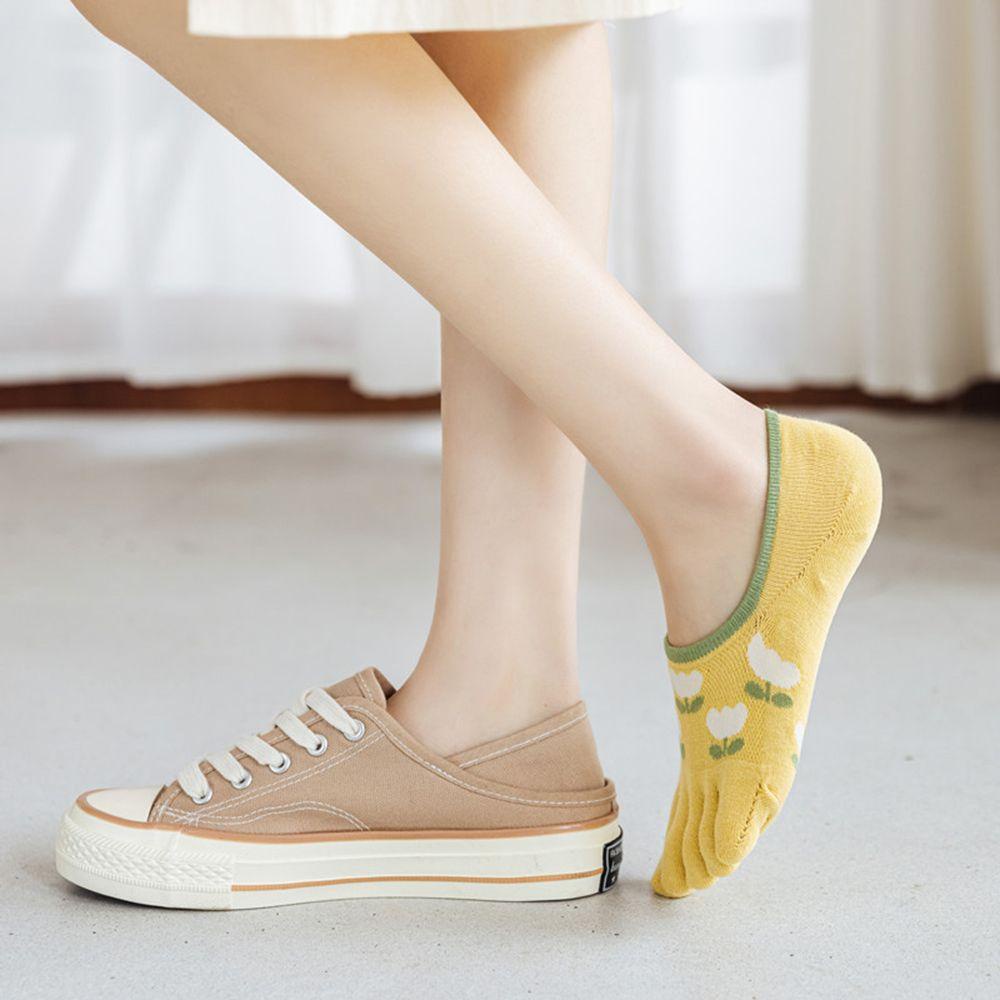 Tất Cotton Xỏ Năm Ngón Họa Tiết Hoa Dễ Thương