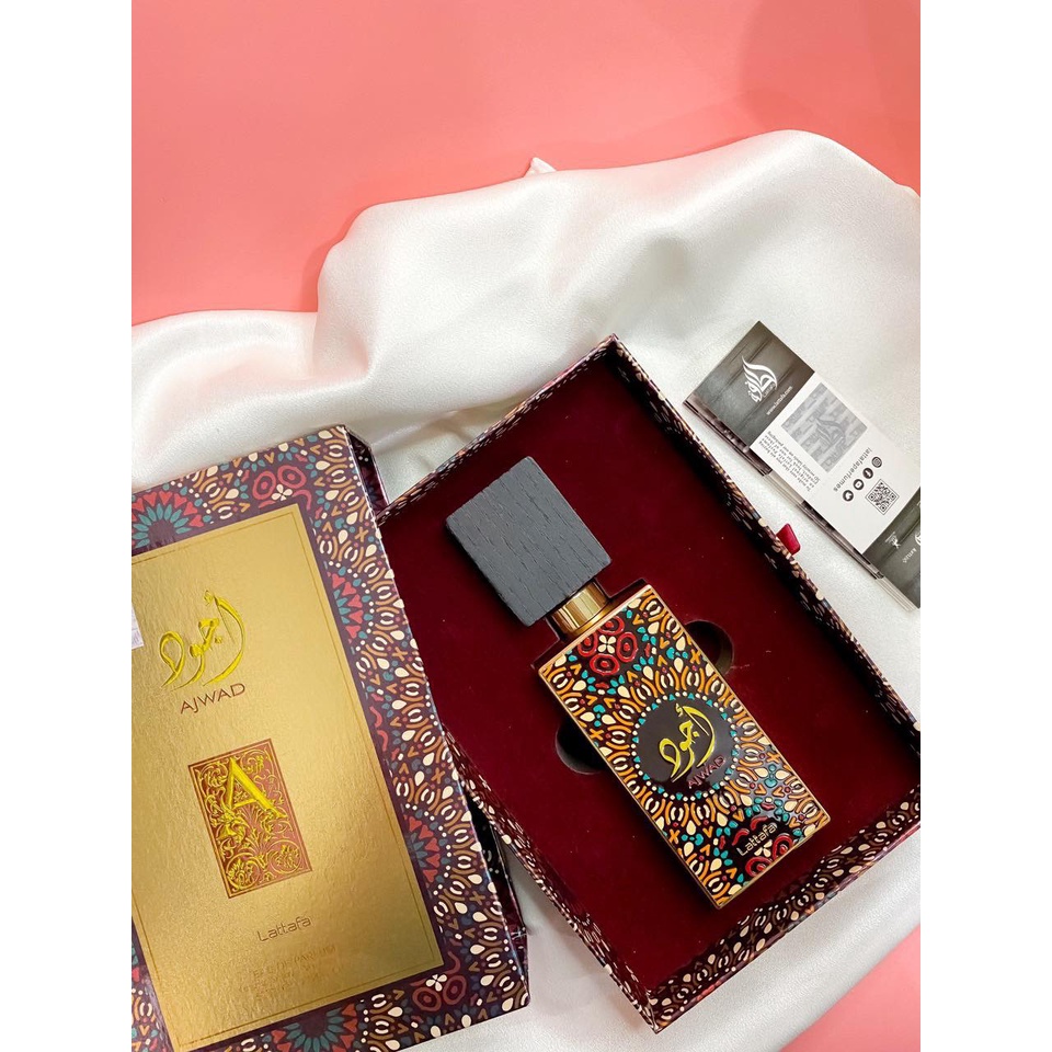Nước hoa Dubai cao cấp Ajwad Perfume 60ml hương hoa trái ngọt ngào quyễn rũ