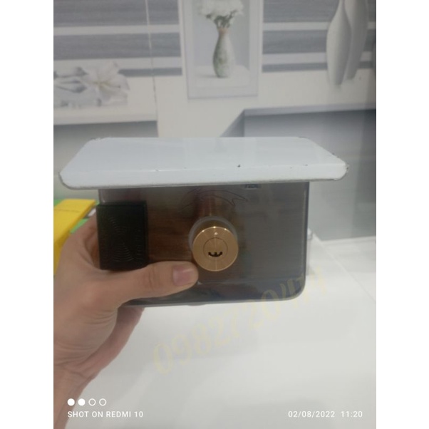 Nắp che mưa cho khóa cổng thẻ từ