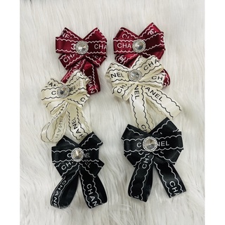 Cài áo nơ có phối chữ kt 9 x 12cm
