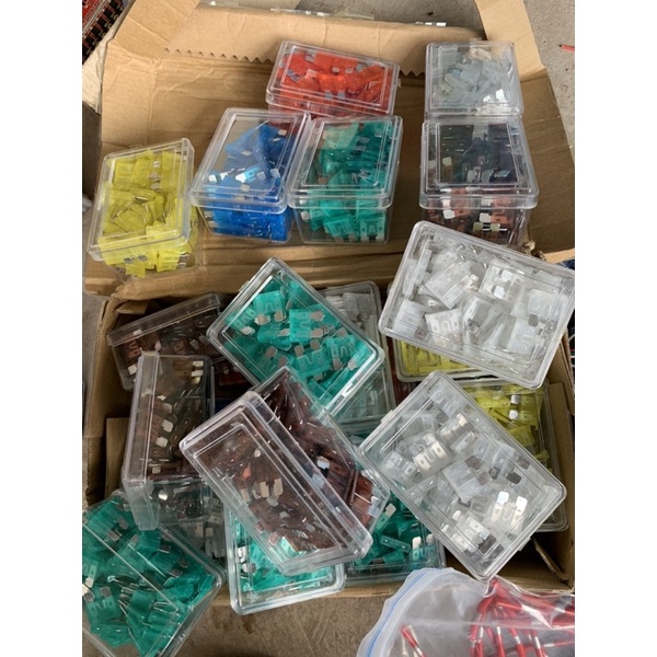 Cầu chì đủ loại