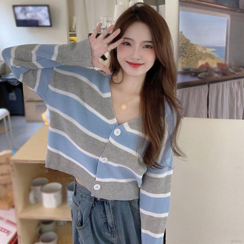 Áo khoác cardigan tay dài cổ chữ V gài nút gài trước ngực họa tiết kẻ sọc phong cách Hàn Quốc thời trang cho nữ