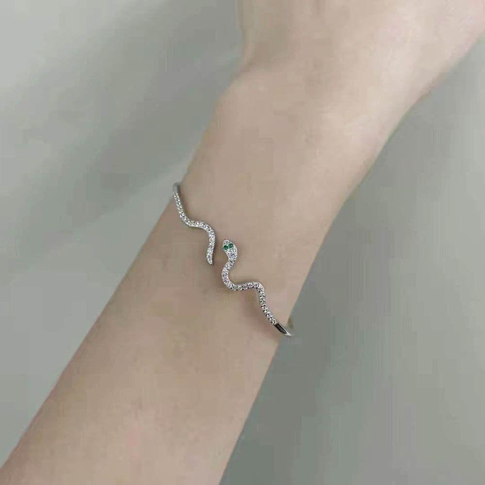 Vòng Tay Hình Rắn Thời Trang Hàn Quốc Có Thể Điều Chỉnh Cho Nữ