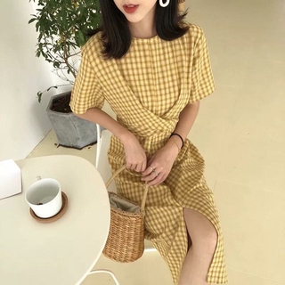 Váy xoắn eo caro