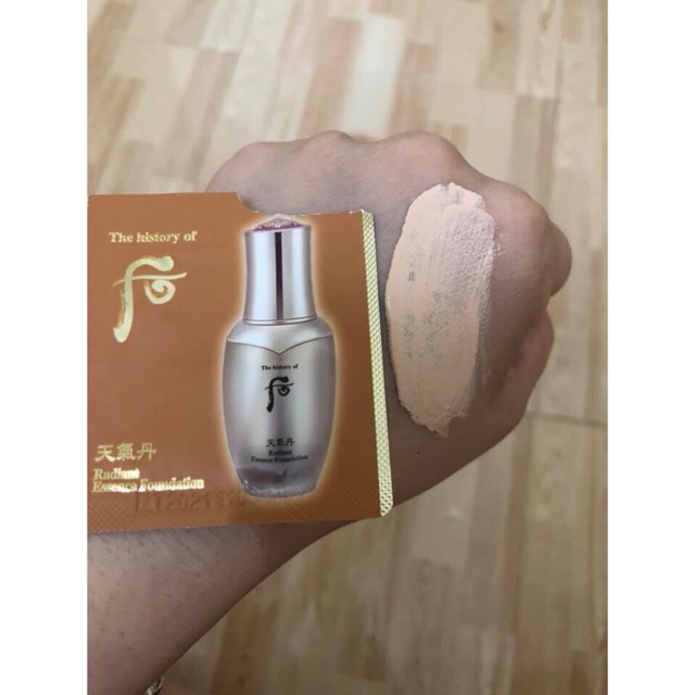 Combo 10 gói kem nền trang điểm che khuyết điểm Cheongidan Radiant Essence Foundation