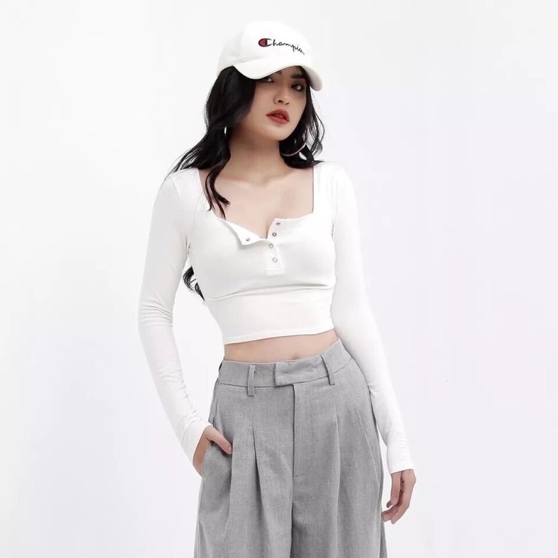 Áo thun croptop tay dài thun gân nút bấm quảng châu