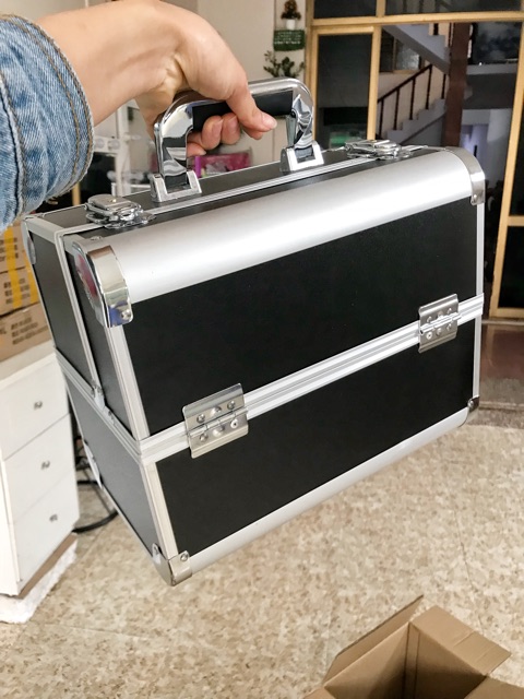 Cốp nhôm 2 khuy đựng đồ phun xăm-mi-nail (size 32*21*27)Loại có khay xốp để mực