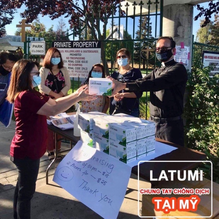 Khẩu Trang Y Tế 4 Lớp Lọc Khuẩn LATUMI 50 Cái / Hộp Chính Hãng Đạt Tiêu Chuẩn Quốc Tế Xuất Khẩu bongbong_store00 cherrys | BigBuy360 - bigbuy360.vn