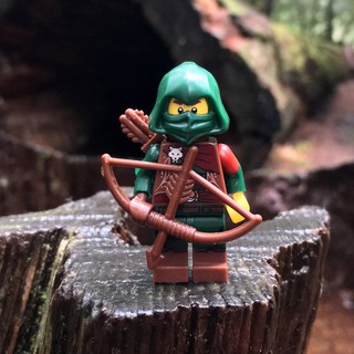 [1 Nhân Vật] LEGO Minifigures Thợ Săn Rogue 71013 Series 16 Đan Mạch