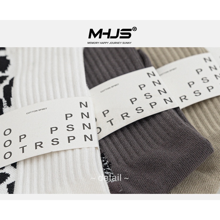 Tất cổ thao thể thao chất dày dặn vớ dài cao cổ nam nữ unisex cá tinh in hình hoạt tiết báo