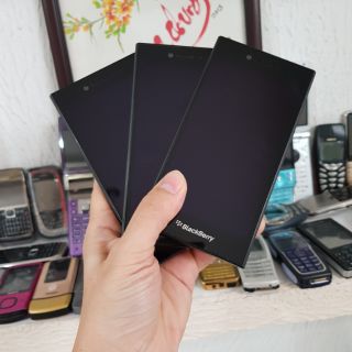 Điện thoại BLACKBERRY LEAF hàng nhật xịn mới