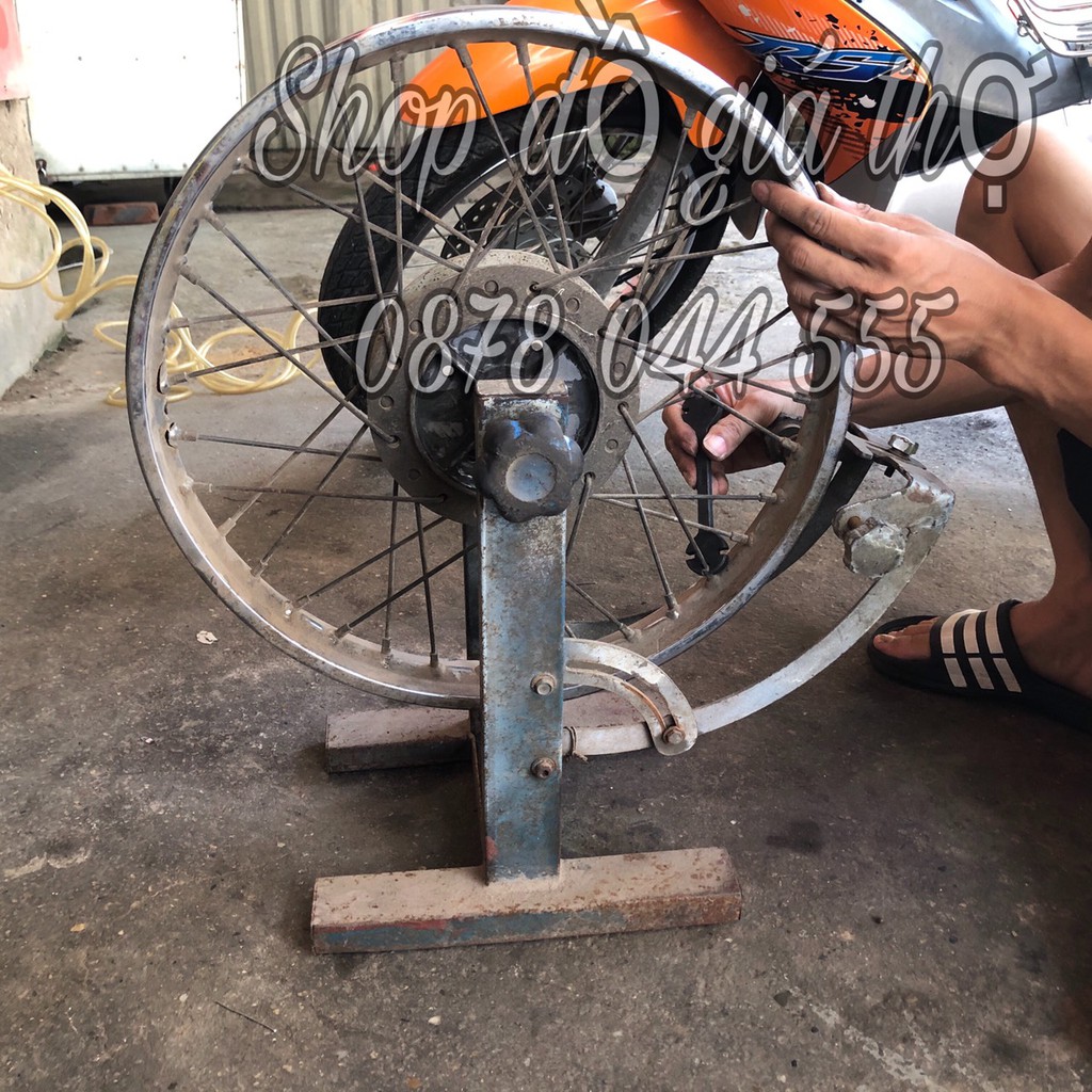 Cà Lê Cân Vành Xe Máy Hiệu Ông Tước