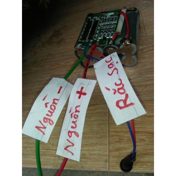 khối pin 14 đến 16 V 4S 2p dùng cho máy bắn vít máy khoan một số thiết bị cầm tay chạy điện DC 14v