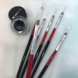 Cọ eyeliner Baowang