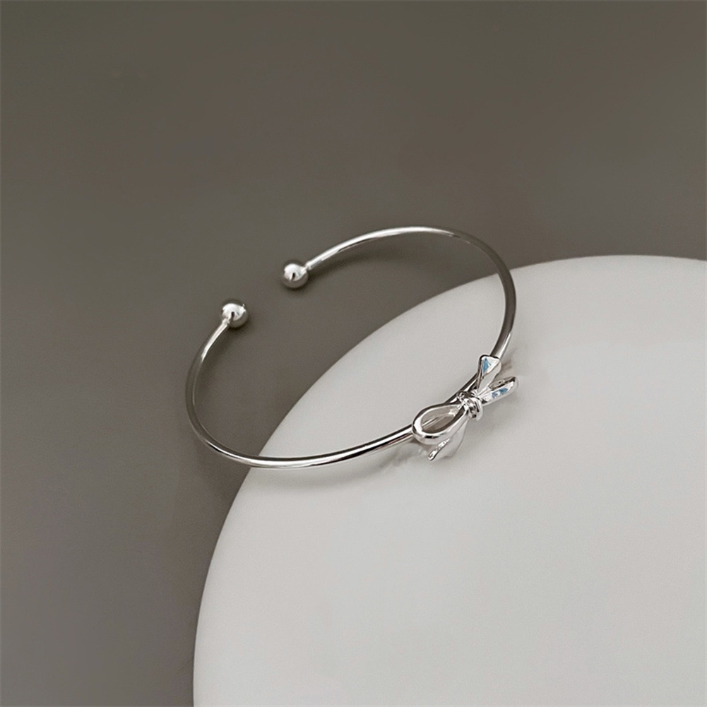 Vòng Tay Hở Màu Bạc Đính Nơ Thời Trang Dễ Phối Đồ