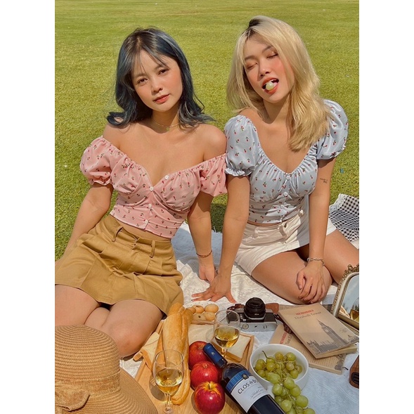 (ảnh thật trải sàn, hoả tốc)🥗TULIP_CROPTOP(ÁO HOA NÚT NGỰC TAY PHỒNG)