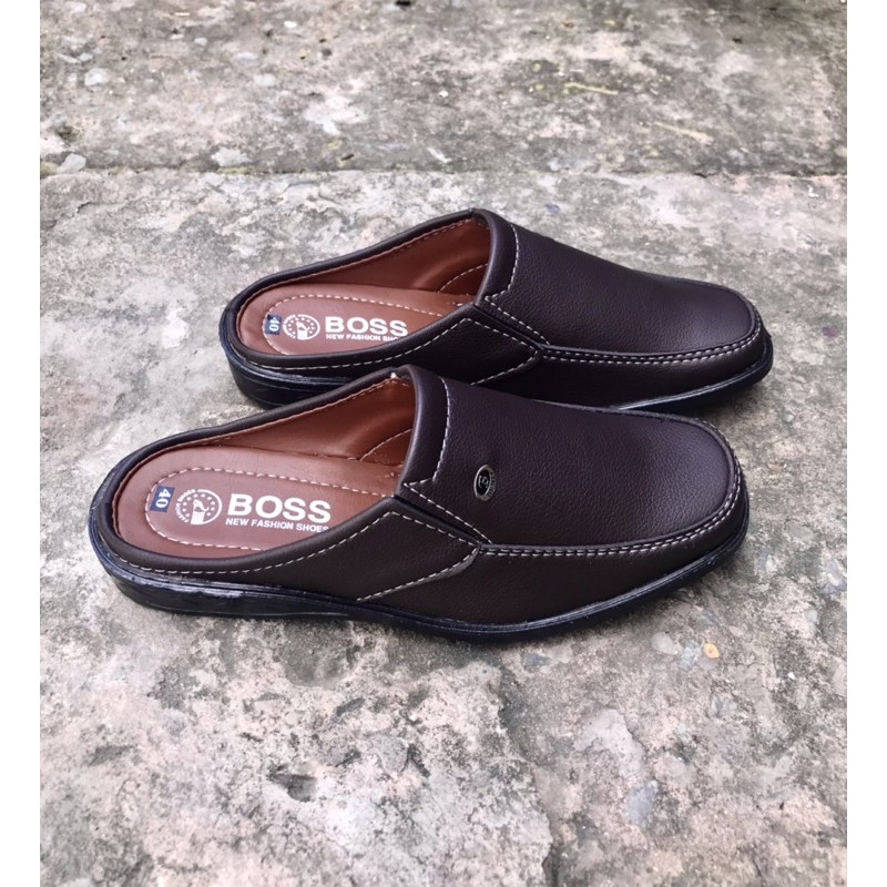 Dép bít mũi nam da mềm..mang êm chân..mã SP19..màu nâu..mẫu hót nhất hiện na