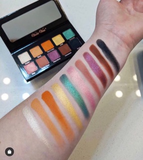 Bảng phấn mắt Violet Voss Essentials