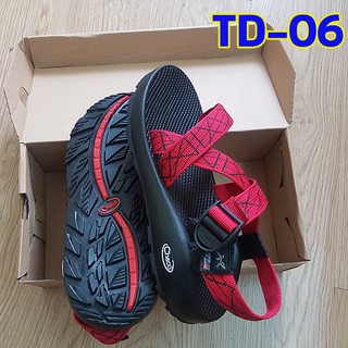 Sandal Chaco đế thơm socola màu đỏ (có video review)