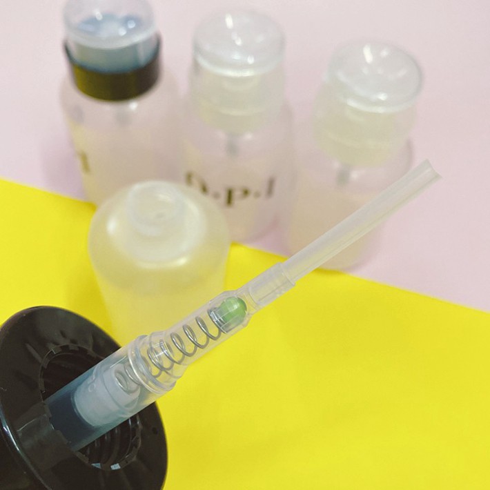 Lọ đựng cồn/ acetone 250ml OPI đầu xịt