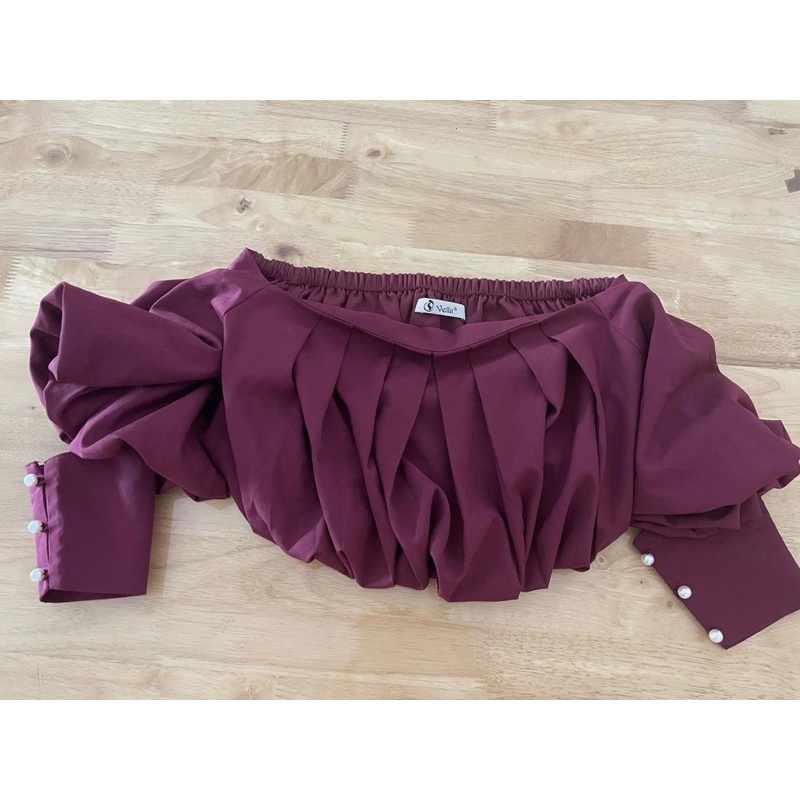 Áo trễ vai Vella size s pass nhanh