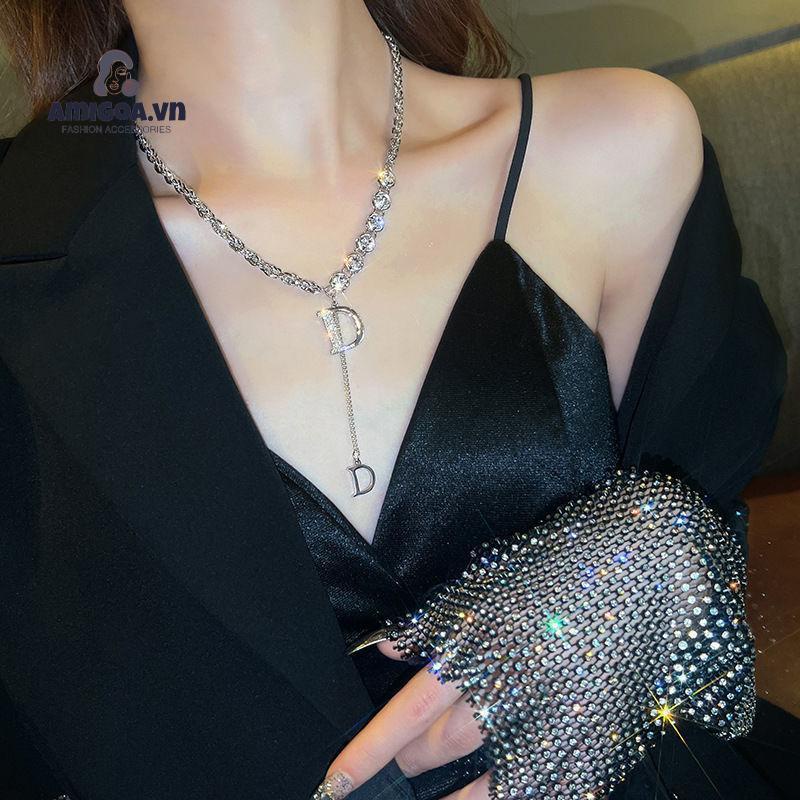 ✨✨Vòng cổ hợp kim mặt hình chữ D phối nhiều màu thời trang