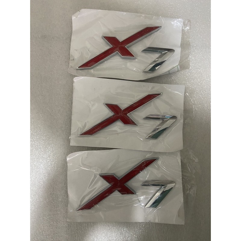 Chữ X7 đỏ cho xe beijing x7