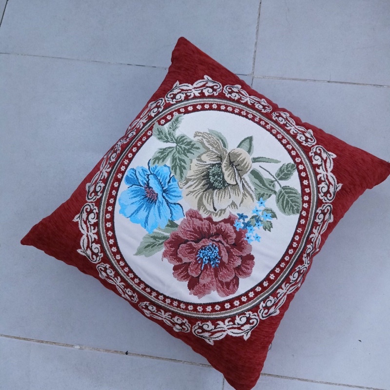 Combo 3 gối và 5 gối tựa thảm trải ghế tây âu giá rẻ.SHOP VUTHITHOM