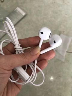 Tai nghe v7
